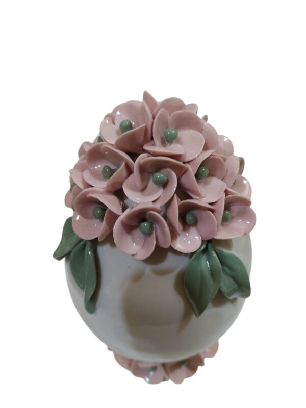 Uovo con decori floreali porcellana 15,5cm rosa - immagine 2
