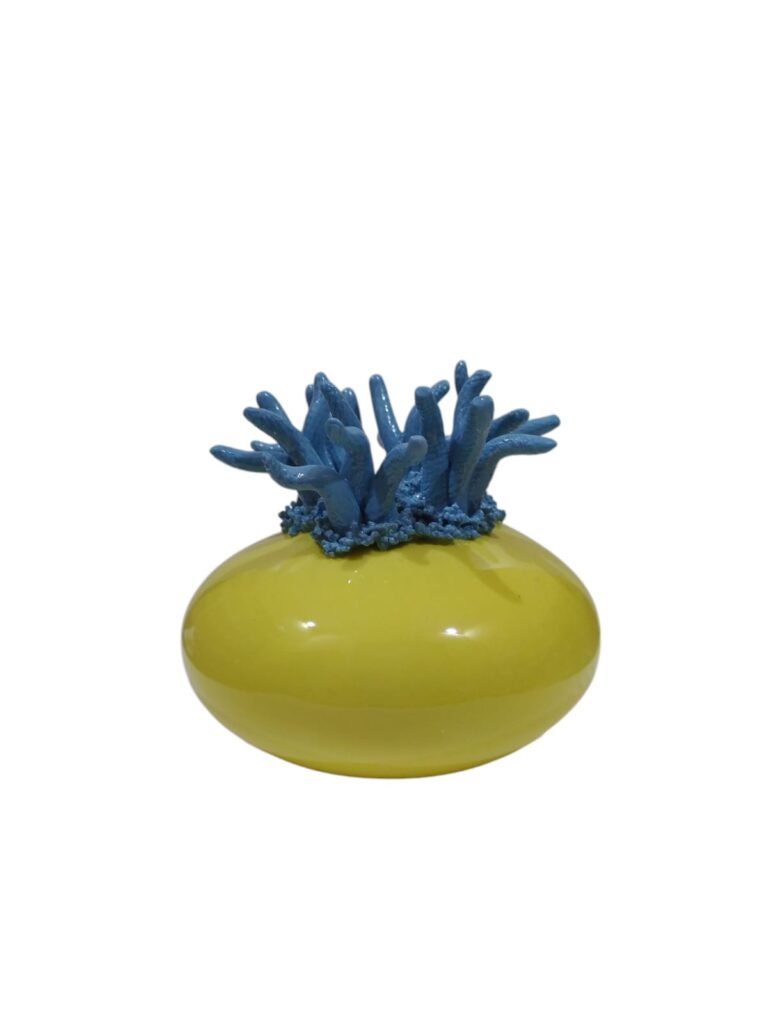 CDAC0439GA CENTRO D'ARTE CRYSTAL PROFUMATORE TONDO CORALLI PORC. 10CM GIALLO DEC. AZZURRO